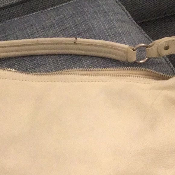 Michael Kors Handbag with signature chain and side detail -beautiful - Picture 5 of 9